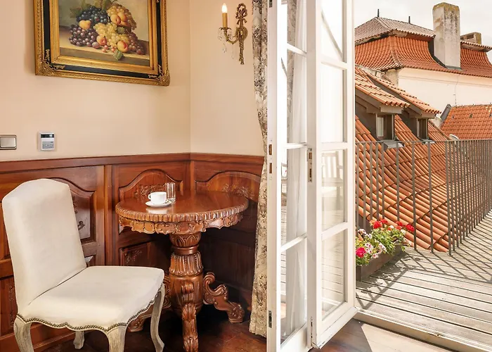  Iron Gate & Suites Prague By Bhg