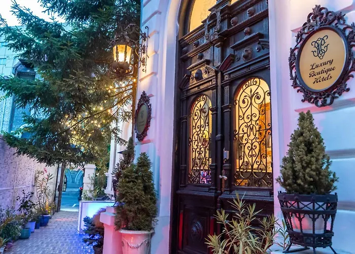 Conacul Coroanei Luxury Boutique Hotel