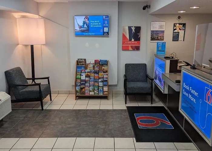 Motel 6-Nashua, Nh - South