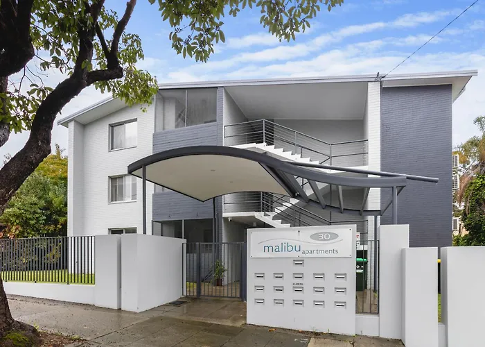 Malibu Apartments - Perth
