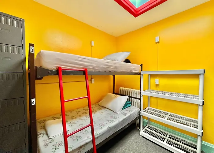 The Only Backpacker'S Inn (Adults Only)