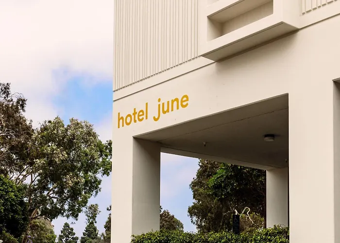 4 star hotel: Hotel June West La, A Member Of Design Hotels