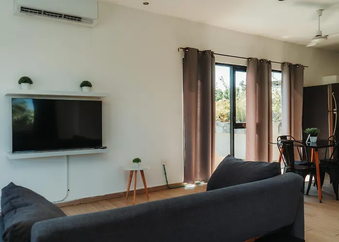 Che Suites (Adults Only)