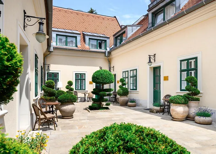 Maison Bistro & Hotel