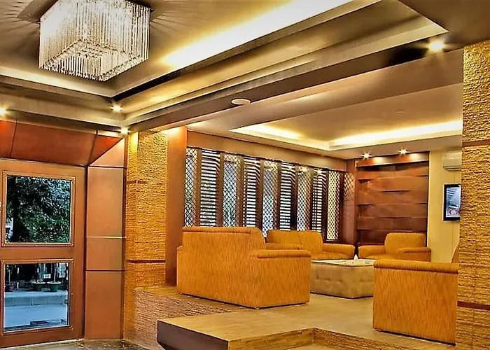 West Park Inn