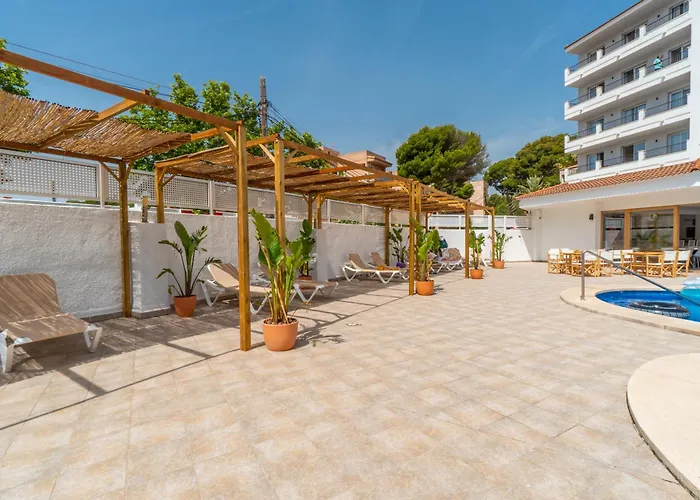  Hostal Alzina
