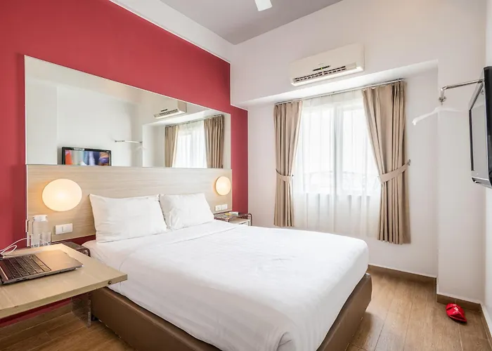 Monoloog Hotel Bekasi