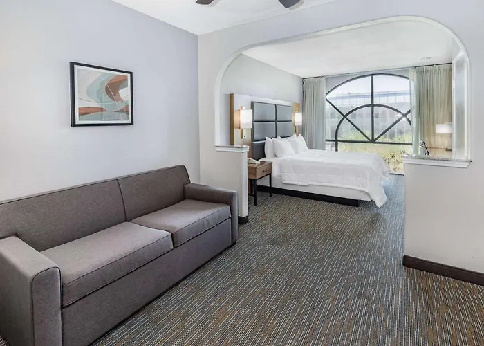 Wingate By Wyndham Houston Bush Intercontinental Airport