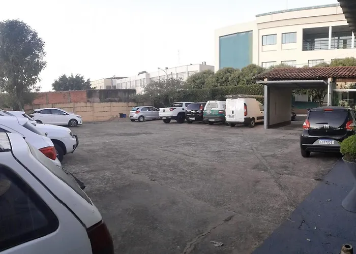 Falcon Hotel