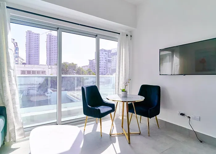 Luxe hotel: Central Suites Tower