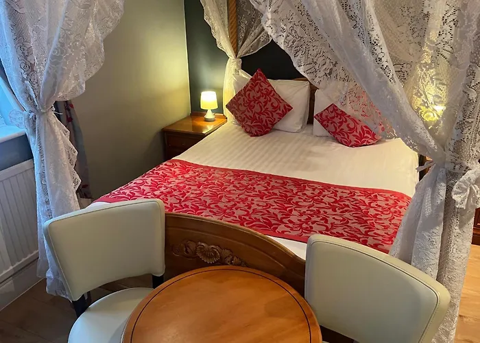 Sorrento Hotel & Restaurant