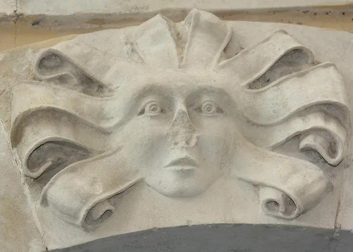  La Chiave Di Volta