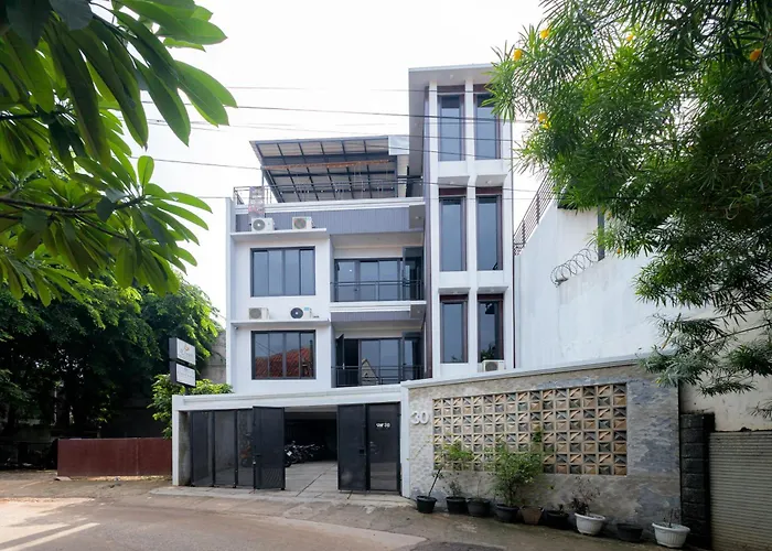D Twinz House Syariah Redpartner