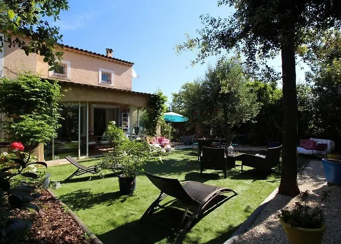 Valbonne - Villa dans le domaine privé Val d'Azur avec piscine, tennis