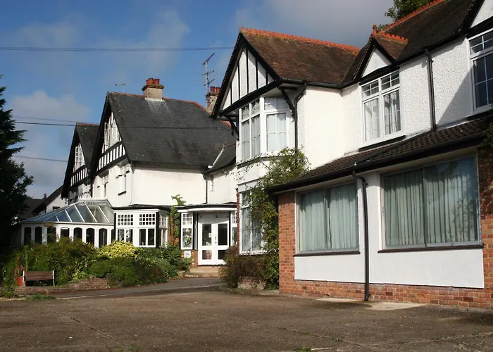 Clifton Lodge Hotel