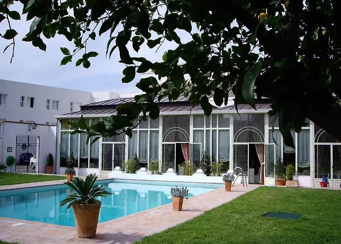 Hotel Oasis