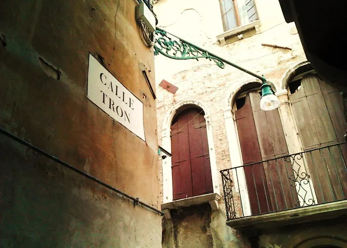 B&B: B&B Venice 1964