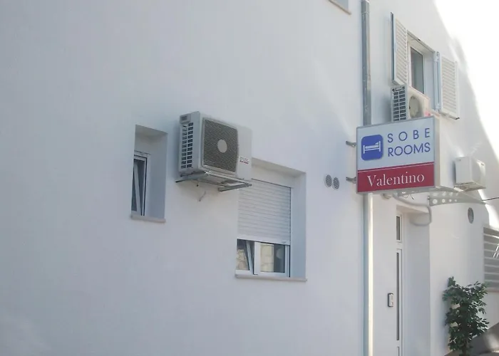 Rooms Valentino