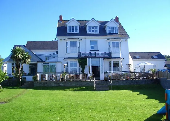 Pension Guide Malin House