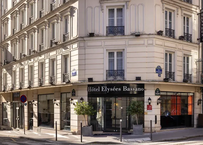 5 star hotels Elysees Bassano