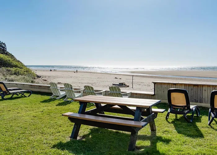 Schooner'S Cove Inn