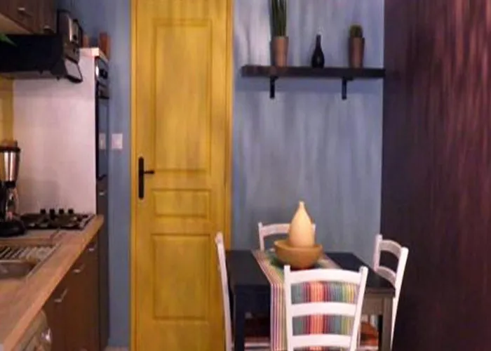 Les Gites Du Monde, s 2 Chambres- 4 Lits Simples Modulables En Lits Doubles