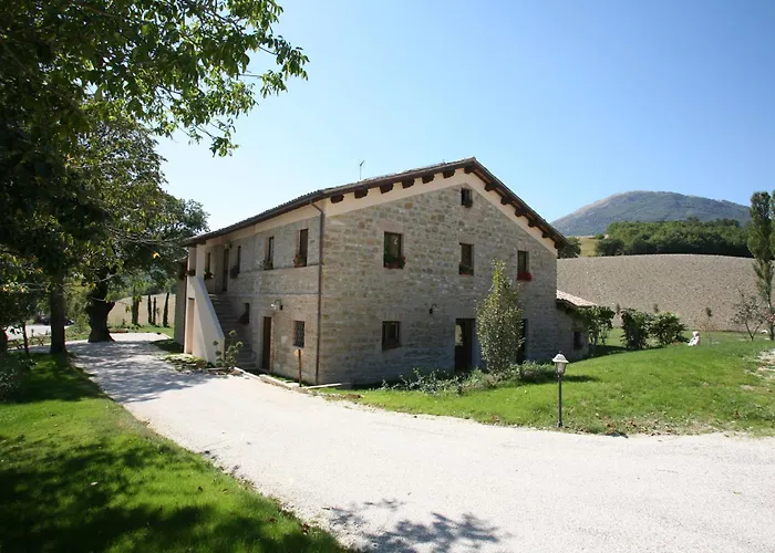 Le Calvie, Country House
