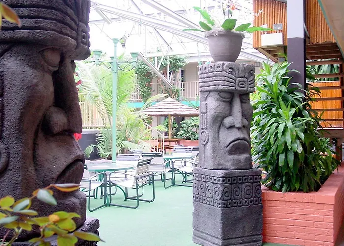 Resort: Wildwood Inn
