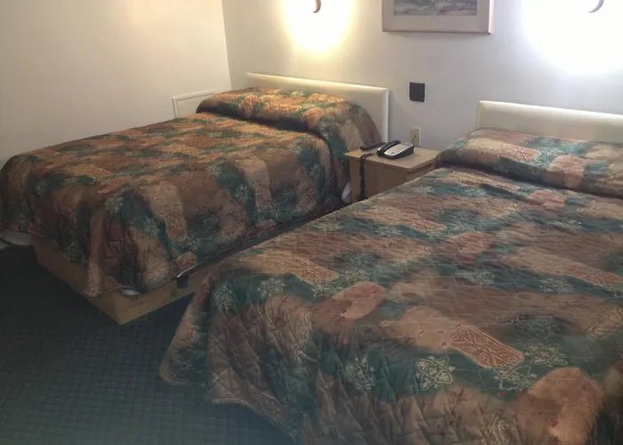 All Motels Pleasant Manor