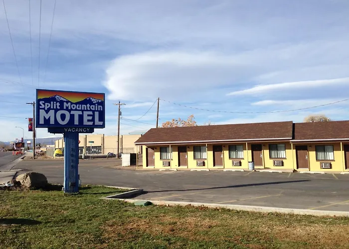 Motels Split Mountain