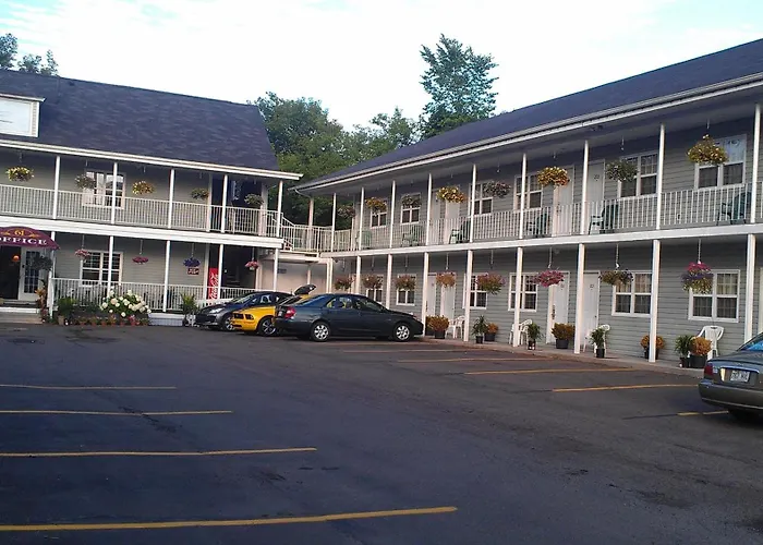 Midtown & Suites