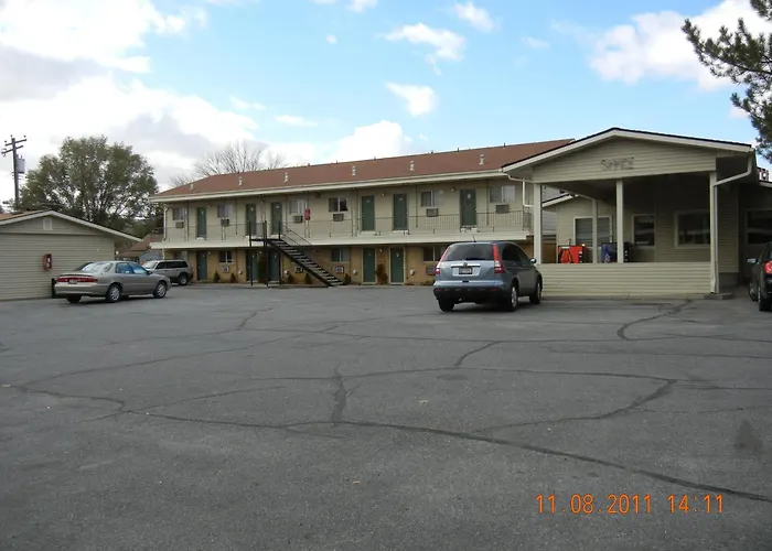 Thunderbird Motel