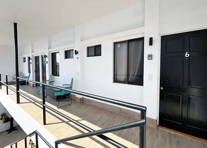 Hotel near College: Surf Ranch Tamarindo