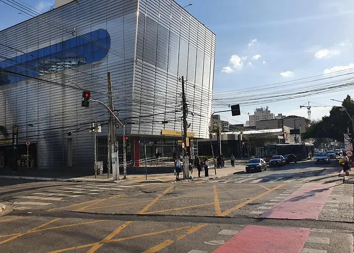  Parque Jockey com fácil acesso a Pinheiros e Butantã