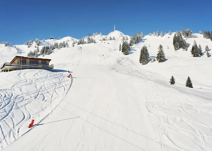 Hahnenkamm Hostel