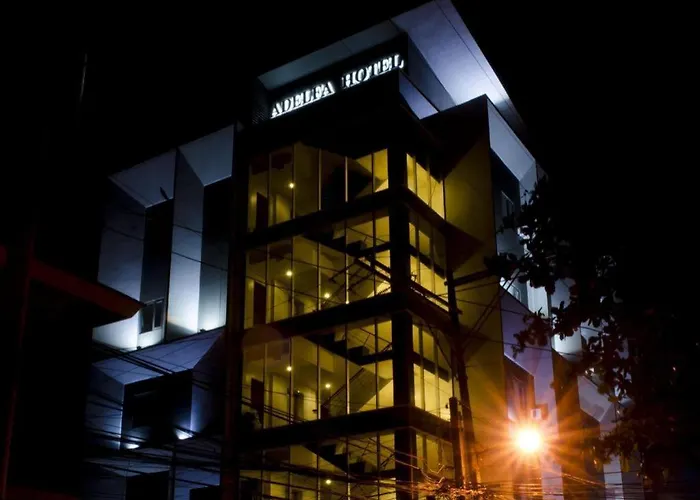 Adelfa Hotel
