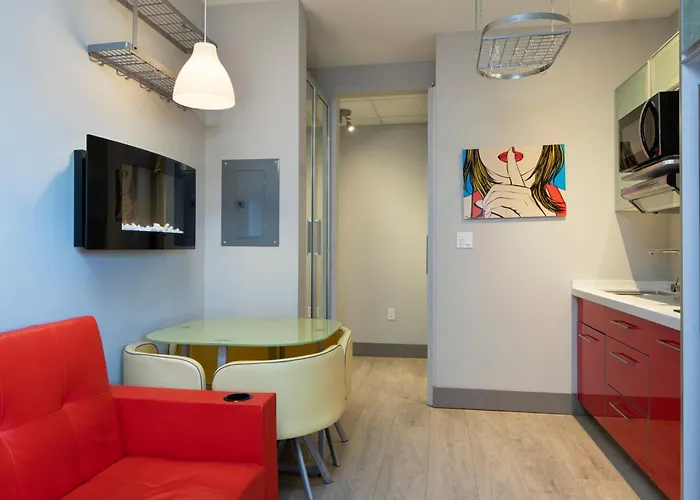 Micro Boutique Living
