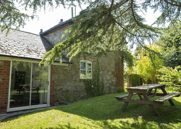 Courtyard Cottage
