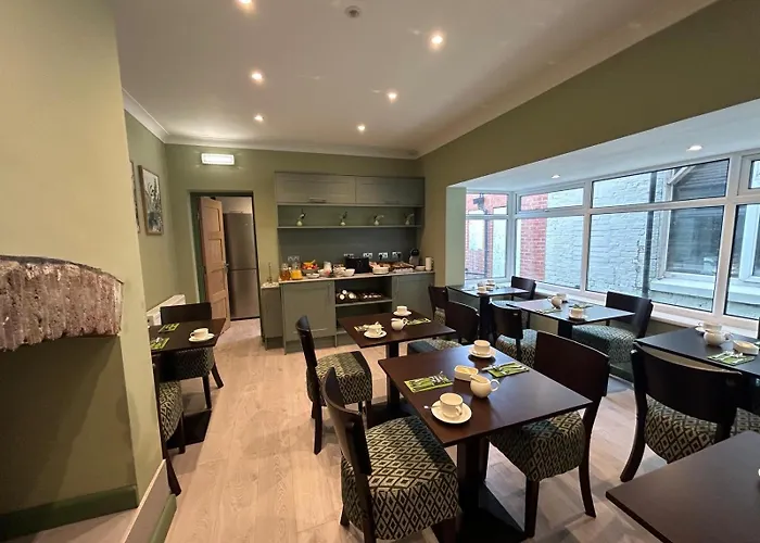 Hamilton Court Hotel Hoole