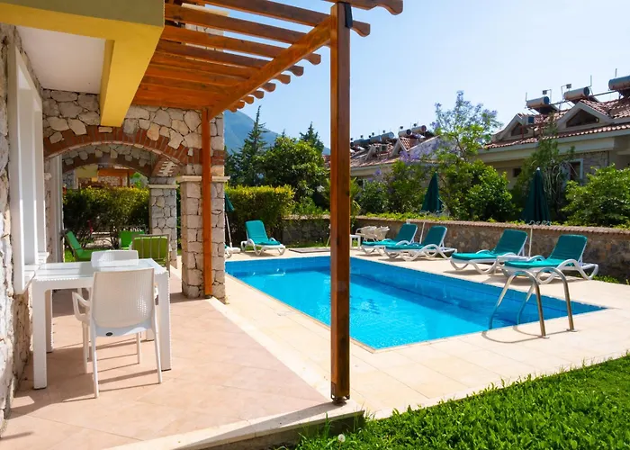 Perdikia Hill And Villas