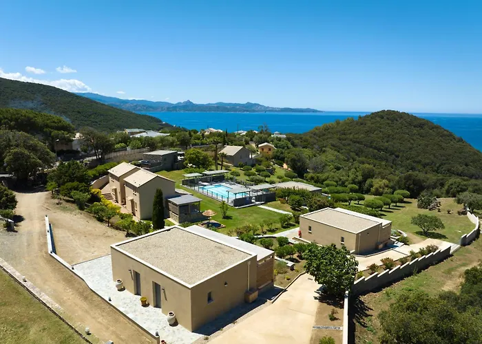  U San Daniellu Villas Et