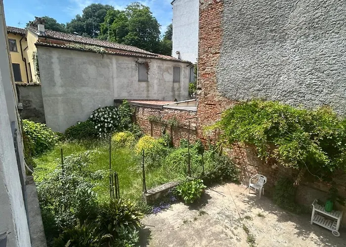 Aporti Home