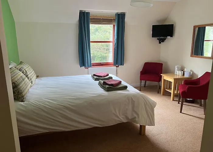 Lochailort Inn
