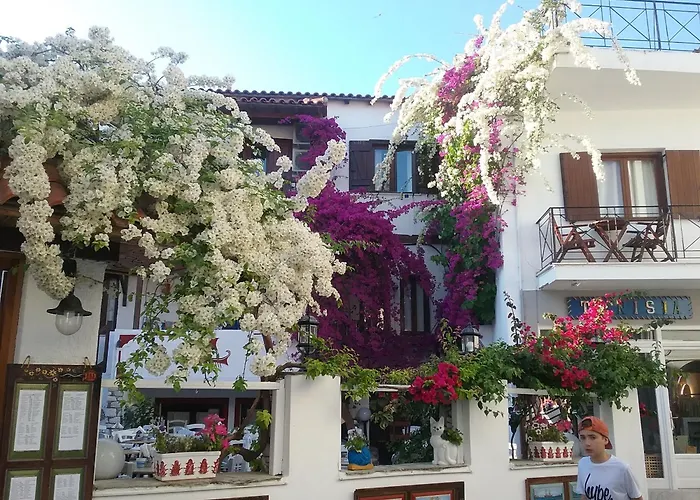 Mouria Hotel