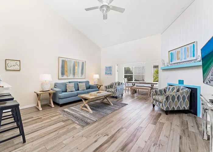 Apartment: Living The Dream By Beachside Management
