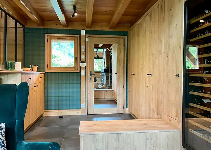 Villa avec piscine: Grand chalet à la montagne