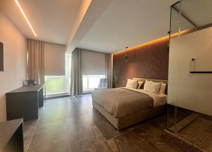  Signature Suites - Athens
