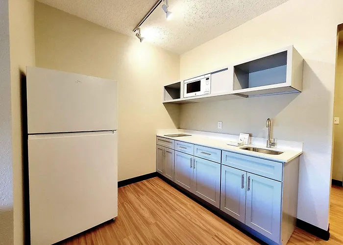 Extended Stay America Suites - Buffalo - Airport