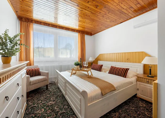VILA FAMELIA VALTICE Adults only, klid a pohoda pro dospělé