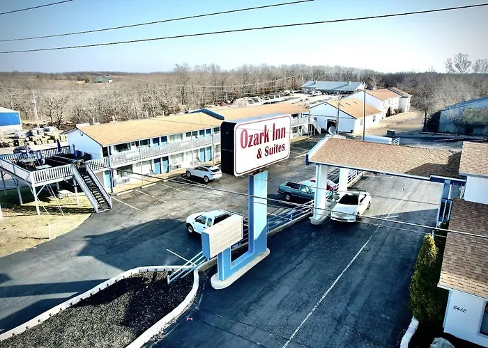 Ozark Inn And Suites